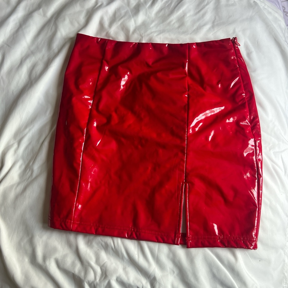 medium red tiger mist leather skirt with slit🌹